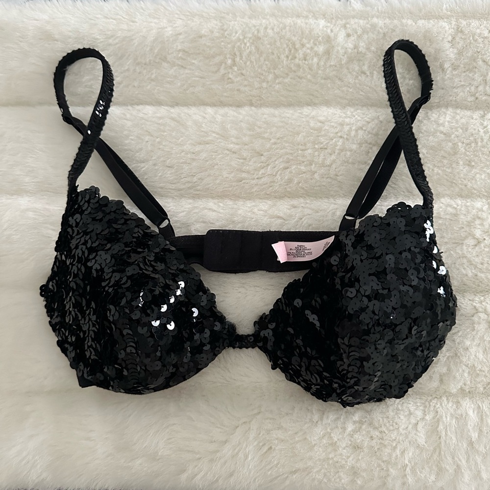 Vintage 90s Victoria’s Secret black sequence bra 34B.